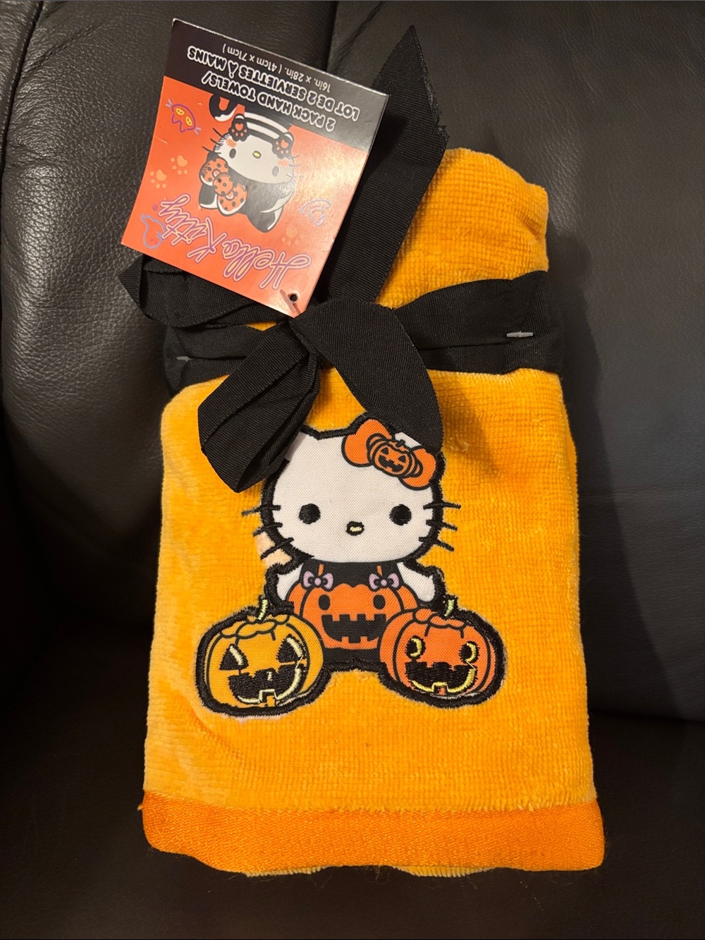 Hello Kitty Set of 2 Hand Towels Orange Halloween Pumpkins